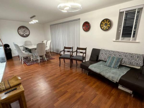 2 Bedrooms Luxurious Apartment in Luton